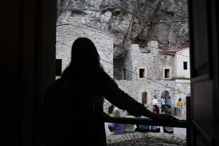 Trabzon'da Sümela Manastırı'nı kaç kişi ziyaret etti? Sayı giderek artıyor 11